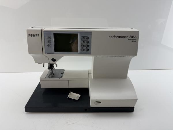 Veiling - PFAFF Performance 2056 naaimachine, Hobby en Vrije tijd, Naaimachines en Toebehoren