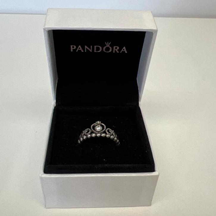Pandora Prinses Tiara Ring Maat 5.6 Incl. Doosje | Nette..., Sieraden, Tassen en Uiterlijk, Ringen, Nieuw, Ophalen of Verzenden