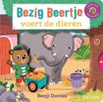 Bezig Beertje voert de dieren / Bezig Beertje 9789025756079, Boeken, Verzenden, Gelezen, Benji Davies