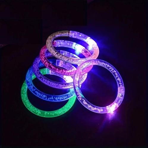 LED armband  Oranje, Kleding | Heren, Carnavalskleding en Feestkleding, Nieuw, Ophalen of Verzenden