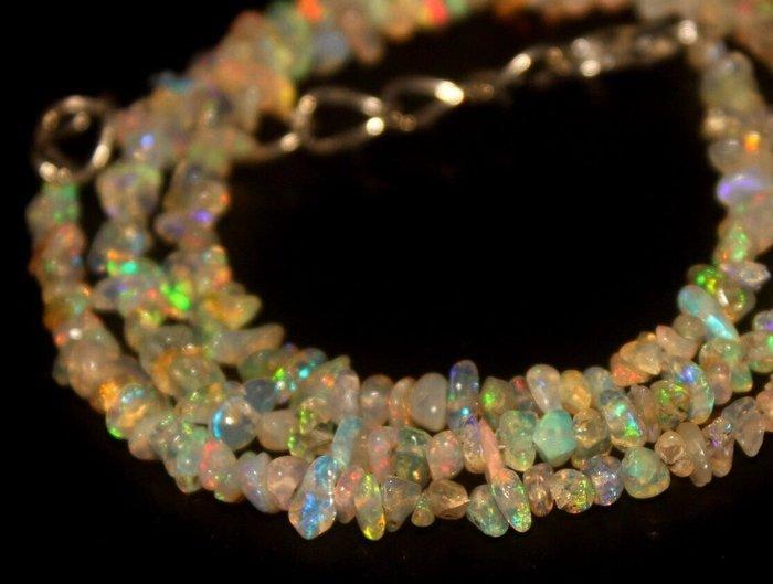 Prachtige natuurlijke opalen 24.1 cts- 4.82 g, Verzamelen, Mineralen en Fossielen