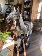 Indiaas ceremoniëel-/tempelpaard. - Hout, Messing, verf,