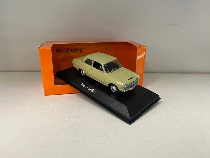 Minichamps 1:43 - Modelauto - Ford Cortina, Hobby en Vrije tijd, Modelauto's | 1:5 tot 1:12