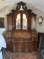 Secrétaire - Hout, Wortelnotenhout