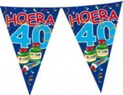 Vlaggenlijn Hoera 40 Jaar 6 m Vlaggenlijn Hoe, Hobby en Vrije tijd, Knutselen, Nieuw, Ophalen of Verzenden