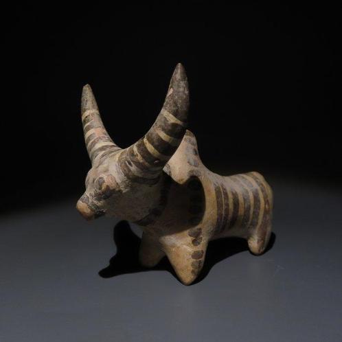 Midden-Oosten, Indusvallei Terracotta Bovid Figuur. TL Test., Verzamelen, Mineralen en Fossielen