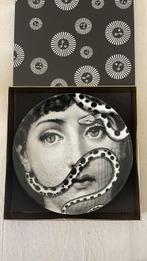 Piero Fornasetti - Schotel - Porselein - Thema en variaties, Antiek en Kunst