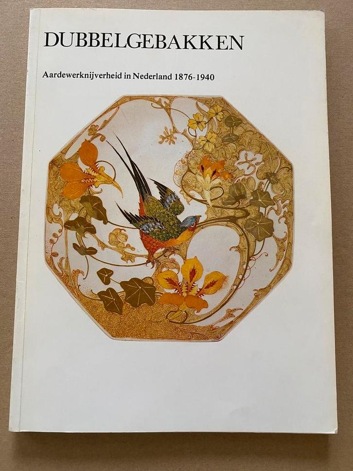 Aardewerknijverheid in Nederland 1876-1940 - veel merktekens, Antiek en Kunst, Antiek | Keramiek en Aardewerk, Ophalen of Verzenden