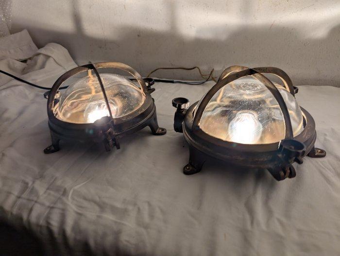 Plafondlamp (2) - Brons - Massief brons, Antiek en Kunst, Antiek | Lampen