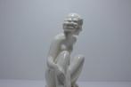 Beeld, Vrouw met windhond - 30 cm - Aardewerk, Antiek en Kunst