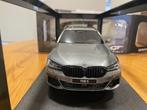 GT Spirit 1:18 - Modelauto - BMW 530e M Sport Touring, Nieuw