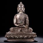 Een fraai Chinees beeld van Amitayus (Boeddha van het, Antiek en Kunst