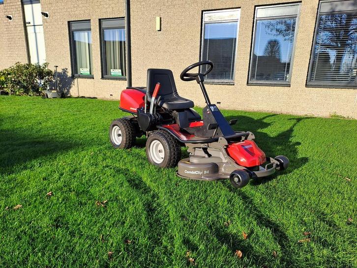 Jonsered frontmaaier, Splinternieuw 94 maaidek en ophanging, Tuin en Terras, Zitmaaiers, 90 tot 120 cm, Elektrische starter, Mulchfunctie