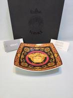 Rosenthal - Versace - Schotel - quadratisch 18 cm Medusa Rot, Antiek en Kunst