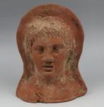 Etruscan Aardewerk Anatomisch votiefmodel van een hoofd met
