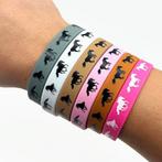 Elastische rubberen paarden armband, Sieraden, Tassen en Uiterlijk, Armbanden, Verzenden, Nieuw, Bruin, Kunststof of Plastic