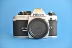 Nikon FG-20 + accessoires * Analoge camera, Nieuw