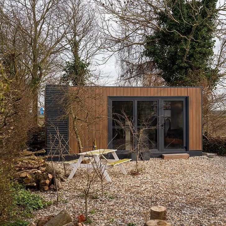 prefab lodge kopen? Berlijn unit- bekijk de voordelen!, Huizen en Kamers, Recreatiewoningen te koop