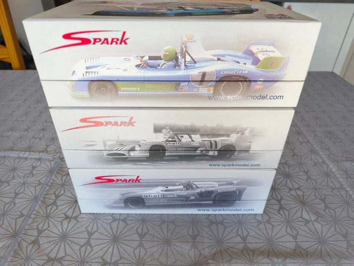 Spark 1:18 - Model raceauto (3) - Matra-Simca MS 670, 670 B,, Hobby en Vrije tijd, Modelauto's | 1:5 tot 1:12