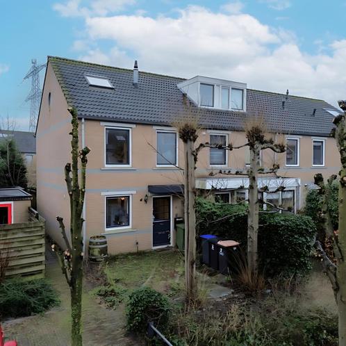 Ruime hoekwoning met tuin in Muiderberg gevonden in Muiderbe, Huizen en Kamers, Huizen te huur, Direct bij eigenaar