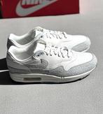 Nike - Air Max - Sneakers - Maat: EU 43, Kleding | Heren, Schoenen, Nieuw