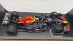 Minichamps 1:18 - Modelauto - Oracle Red Bull Racing RB18, Nieuw