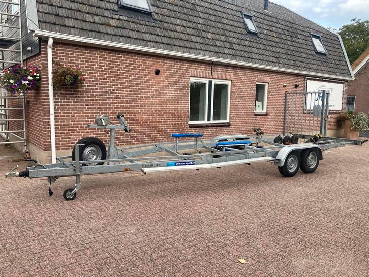 Marlin 3500 KG trailer 8.0 M  ( Nette staat ! ), Watersport en Boten, Boottrailers, 1500 tot 3000 kg, 6 tot 9 meter, Verstelbare verlichting