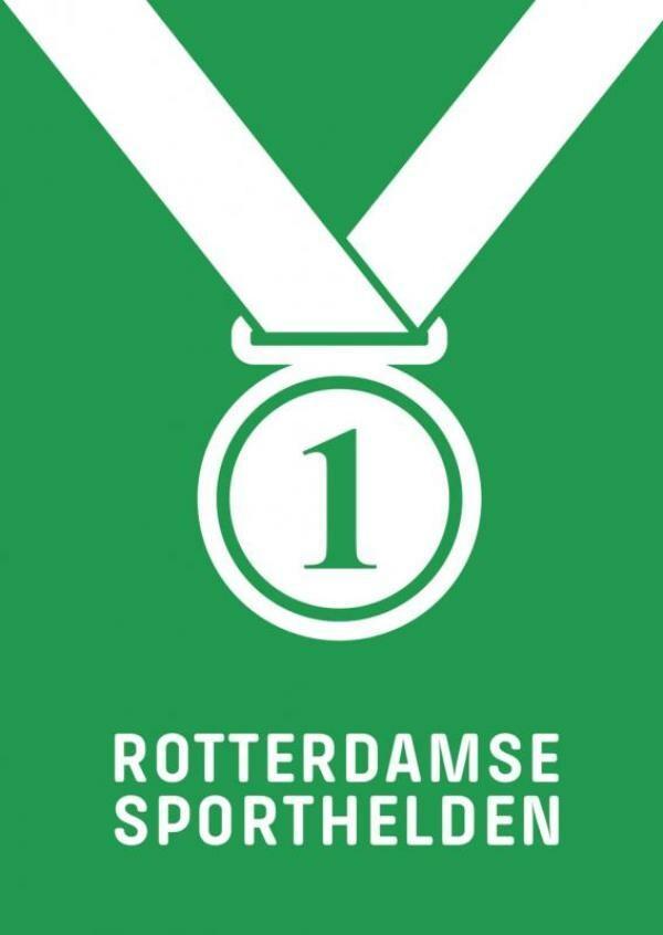Rotterdamse sporthelden 9789402155976 Ronald Tukker, Boeken, Hobby en Vrije tijd, Zo goed als nieuw, Verzenden