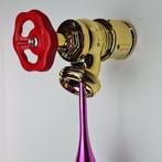 Santicri (1992) - sculptuur, Running Out - 26 cm - Hars -, Nieuw