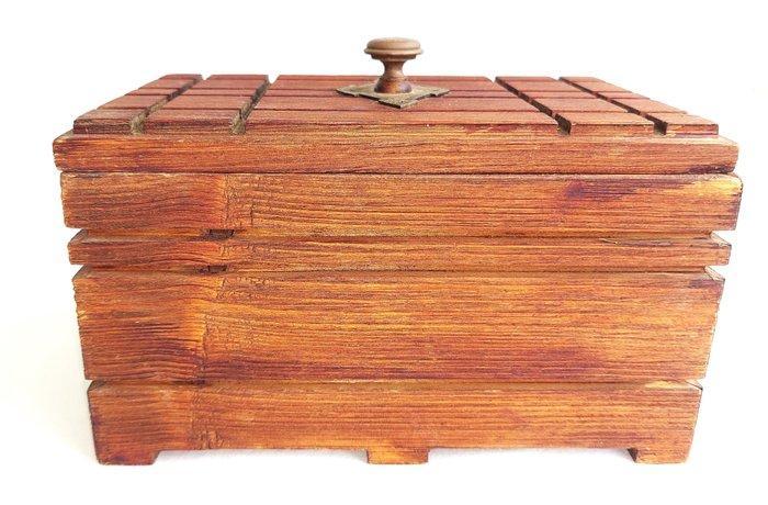 Kist - Eik, Verzilverd messing, Antiek en Kunst, Curiosa en Brocante