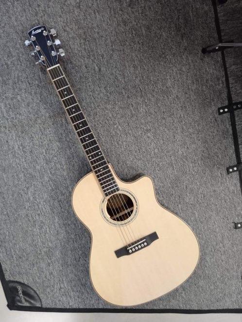 LARRIVEE - 09 venetian ctw elet - - Elektro-akoestische, Muziek en Instrumenten, Snaarinstrumenten | Gitaren | Akoestisch