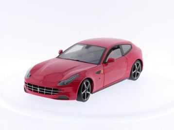 Schaal 1:18 Hot Wheels Ferrari FF 2011 #3432 (Automodellen)