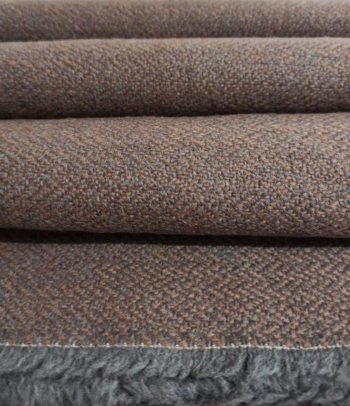 700 x 160 cm - Elegante tessuto Tweed in pura lana vergine -, Antiek en Kunst, Antiek | Kleden en Textiel