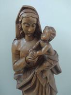 Snijwerk, Madonna mit Kind  , Maria Mutter Gottes mit Jesu