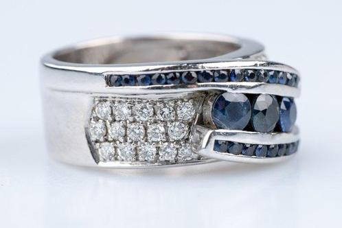 Ring - 18 karaat Witgoud - 1.65ct. tw. Saffier - Diamant, Sieraden, Tassen en Uiterlijk, Ringen