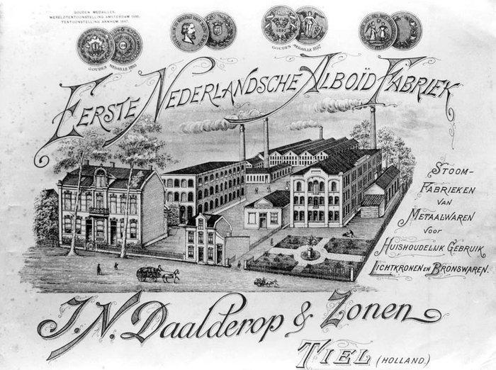 KMD - Geesa - 3 antieke kruiken - Kruik - Koper -, Antiek en Kunst, Curiosa en Brocante