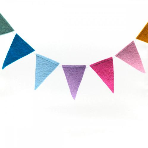Viltslinger Vlaggetjes met Pasteltinten Groen/Blauw/Geel/Roz, Kinderen en Baby's, Kinderkamer | Inrichting en Decoratie, Nieuw