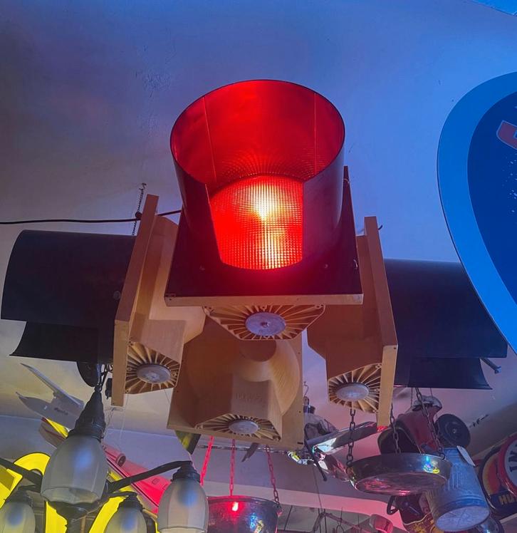 Amerikaans Hangend 4-Way Stoplicht - Origineel, Verzamelen, Automerken, Motoren en Formule 1, Ophalen