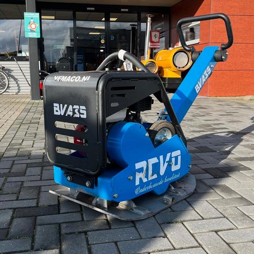 Te koop, zo goed als nieuwe Revo BVA trilplaat., Zakelijke goederen, Machines en Bouw | Overig, Verzenden