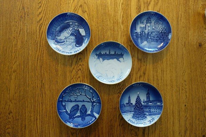 Kerstdecoratie Kerst, vijf kerstbordjes, Bing & Grondahl,, Diversen, Kerst