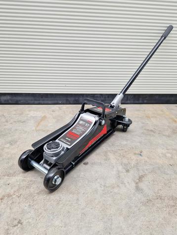 2,5 ton autokrik NIEUW extra laag model beschikbaar voor biedingen