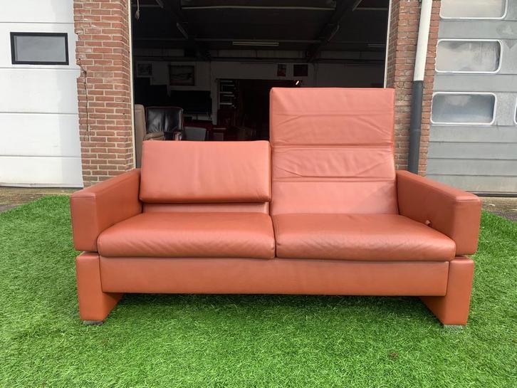 Bank Brühl Tomo leer verstelbaar relax design bankstel, Huis en Inrichting, Banken | Bankstellen, Rechte bank, Zo goed als nieuw