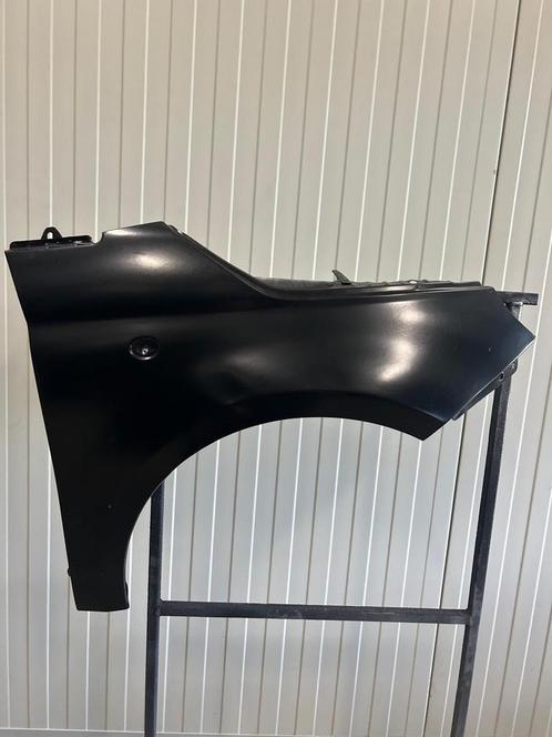 Spatbord Rechtsvoor Fiat 500 07+ primer, Auto-onderdelen, Carrosserie en Plaatwerk, Nieuw, Fiat, Voor, Rechts, Spatbord, Ophalen of Verzenden