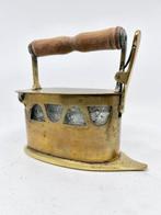 Werkgereedschap Antiek - antieke strijkbout