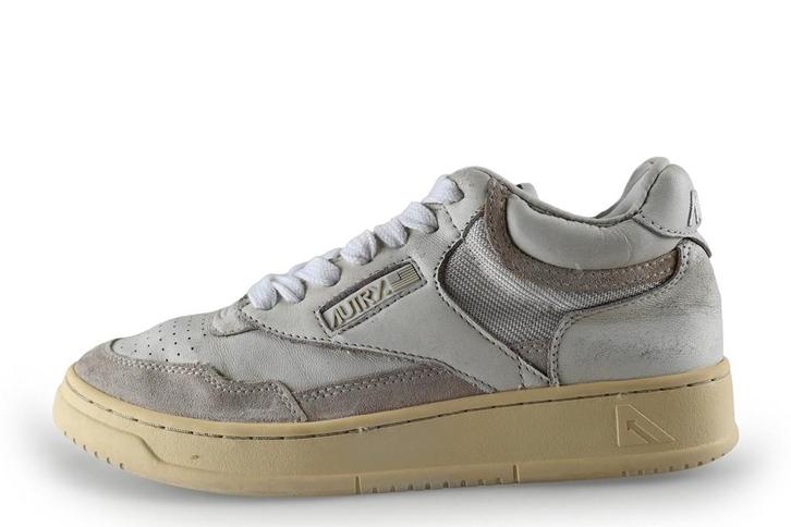 Autry sneakers in maat 42 Wit | 10% korting, Kleding | Heren, Schoenen, Wit, Zo goed als nieuw, Sneakers of Gympen, Verzenden