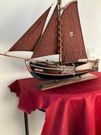 Maritieme objecten - Botter uit Sneek NK-32 - Hout, Katoen
