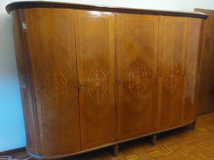 Kleerkast (4) - Hout, Walnoot, Huis en Inrichting, Overige Huis en Inrichting