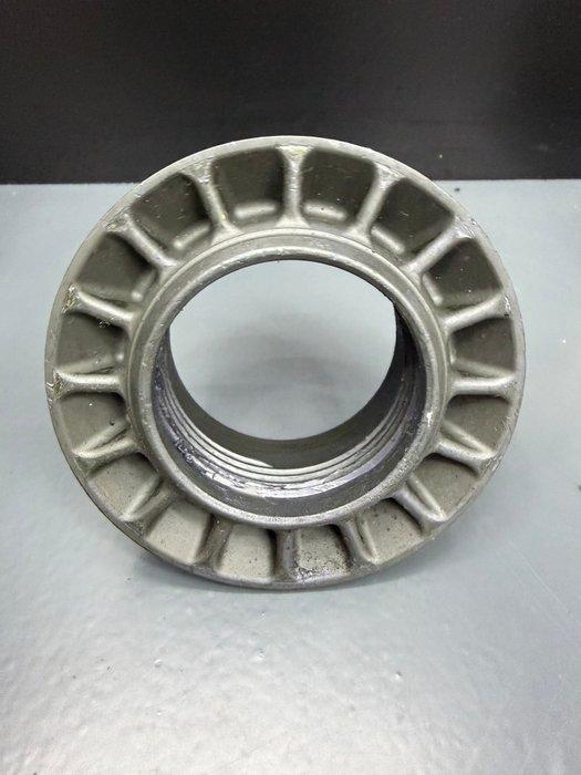 Wielmoer - red bull - RB8 2012 wheel nut, Verzamelen, Automerken, Motoren en Formule 1