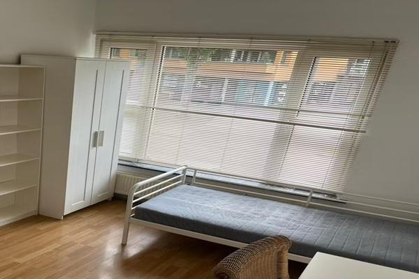 Kamer Weerdingerstraat in Emmen, Huizen en Kamers, Kamers te huur, 20 tot 35 m², Overige regio's
