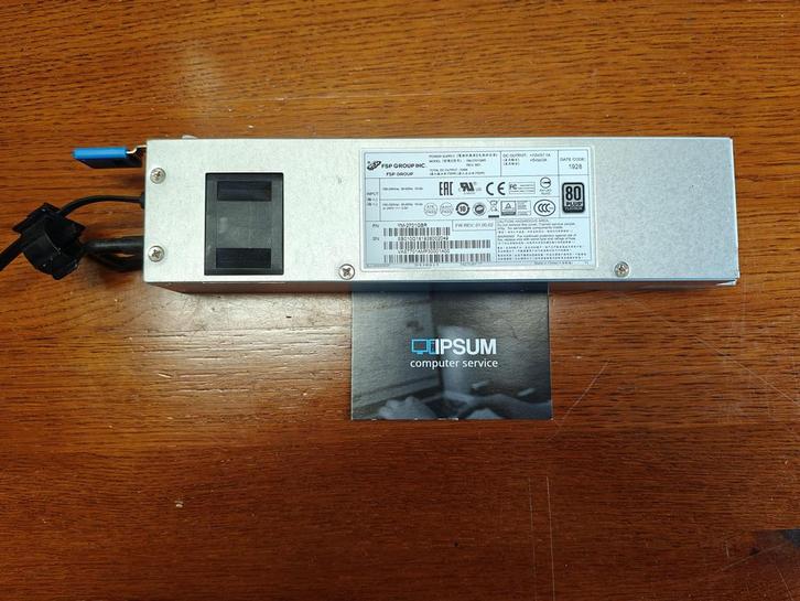 FSP Group YM-2701QBR 700w server voeding, Computers en Software, Interne voedingen, Refurbished, Ophalen of Verzenden